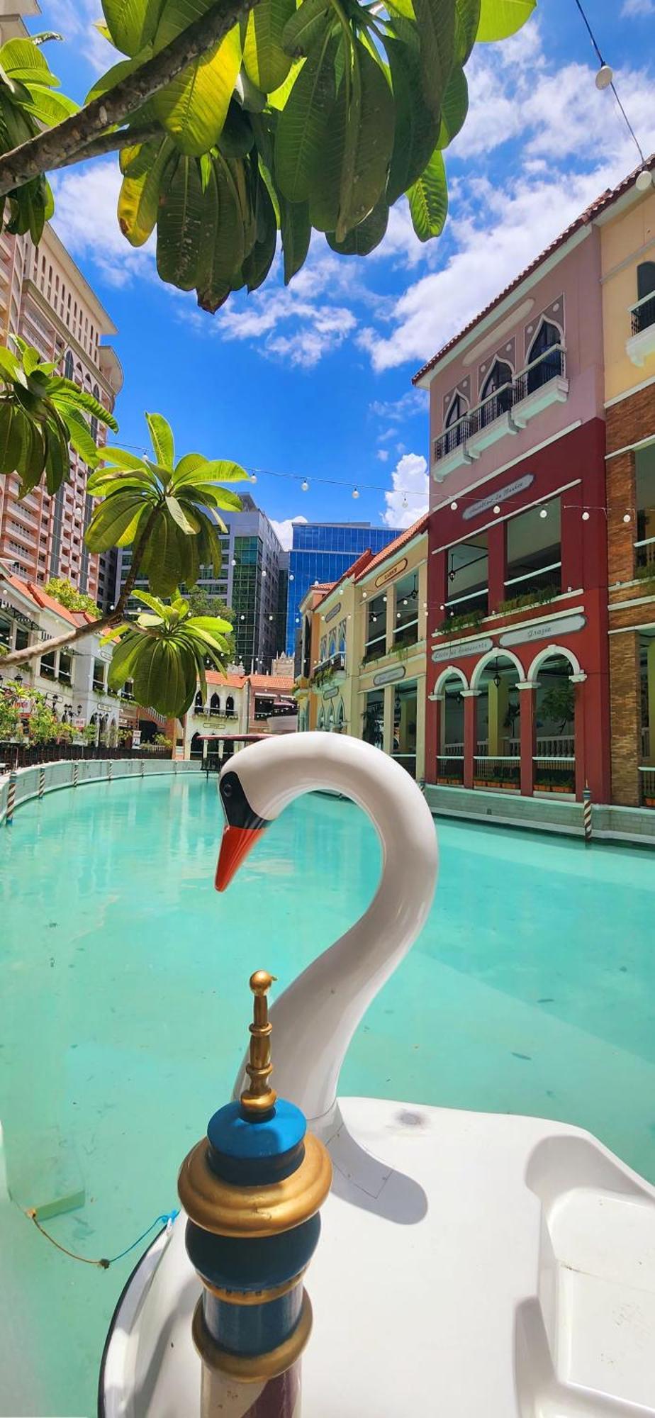 Spacious Cozy Suite At The Venice Mall With Free Parking And Washing Machine (Adults Only) Taguig Exteriér fotografie